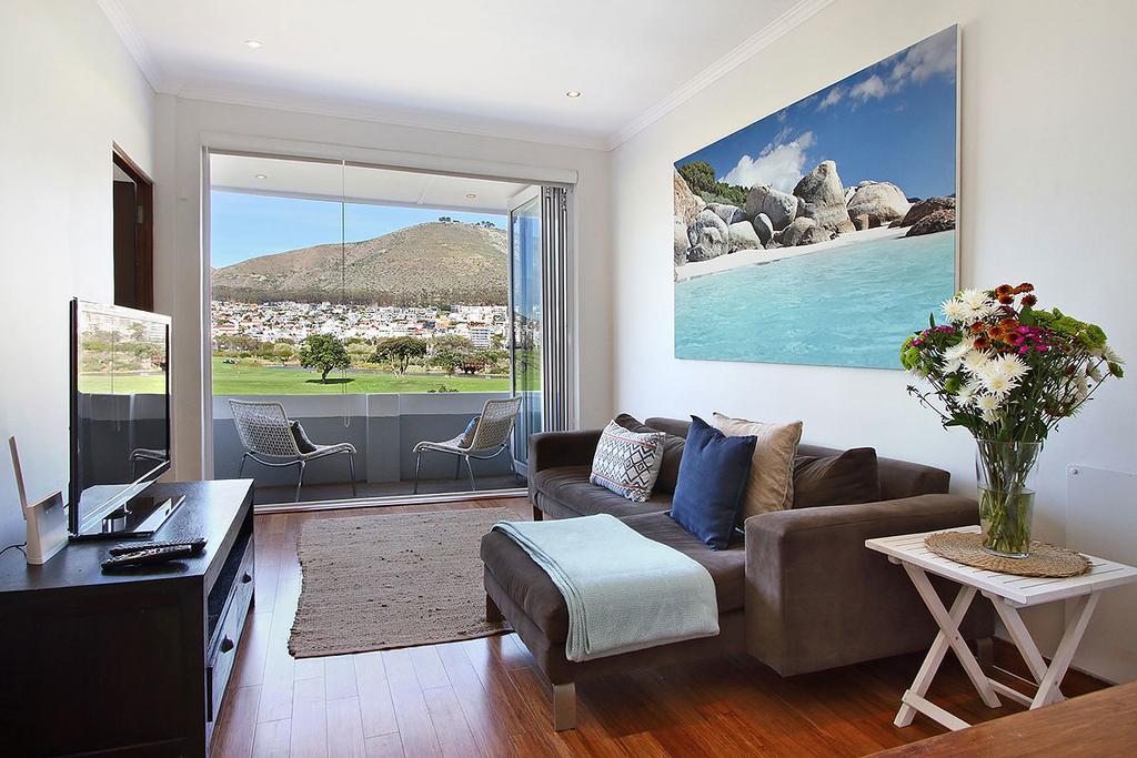 Vredenhof Self Catering Apartment Cape Town Exterior foto